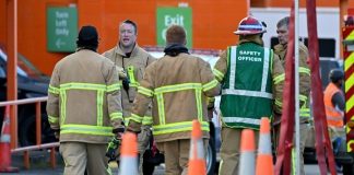  «Ύποπτη» η πυρκαγιά σε ξενοδοχείο της Ουέλιγκτον σύμφωνα με τη νεοζηλανδική αστυνομία 
