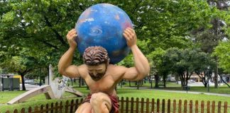 Κατερίνη: Οι 12 Άθλοι του Ηρακλή «ζωντανεύουν» στο δημοτικό πάρκο της πόλης