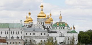 Η Ορθόδοξη Εκκλησία της Ουκρανίας αποστασιοποιείται από την Ρωσία