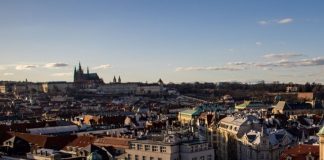 Χιλιάδες Τσέχοι ζητούν να δοθούν στους δρόμους της Πράγας ονόματα των ηρώων του Τόλκιν
