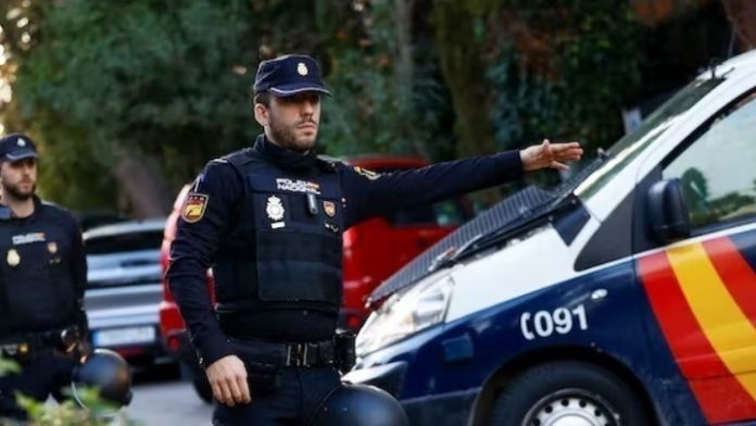 Φορτηγό στη Σεβίλλη, έπεσε πάνω σε αστυνομικό μπλόκο - 6 νεκροί