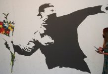 Η μεγαλύτερη συλλογή έργων τέχνης του Banksy θα παρουσιαστεί στο Σόχο του Λονδίνου