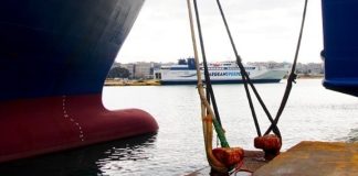 Aπαγόρευση απόπλου του "Κρήτη ΙΙ" από το λιμάνι του Πειραιά λόγω βλάβης