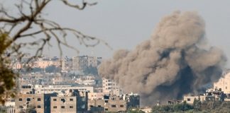 Συνεχίζονται στο Κάιρο οι συνομιλίες για κατάπαυση του πυρός στη Γάζα - Το Ισραήλ βομβαρδίζει τον παλαιστινιακό θύλακα